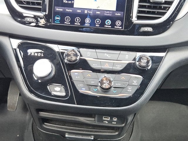 Used 2018 Chrysler Pacifica - photo 20