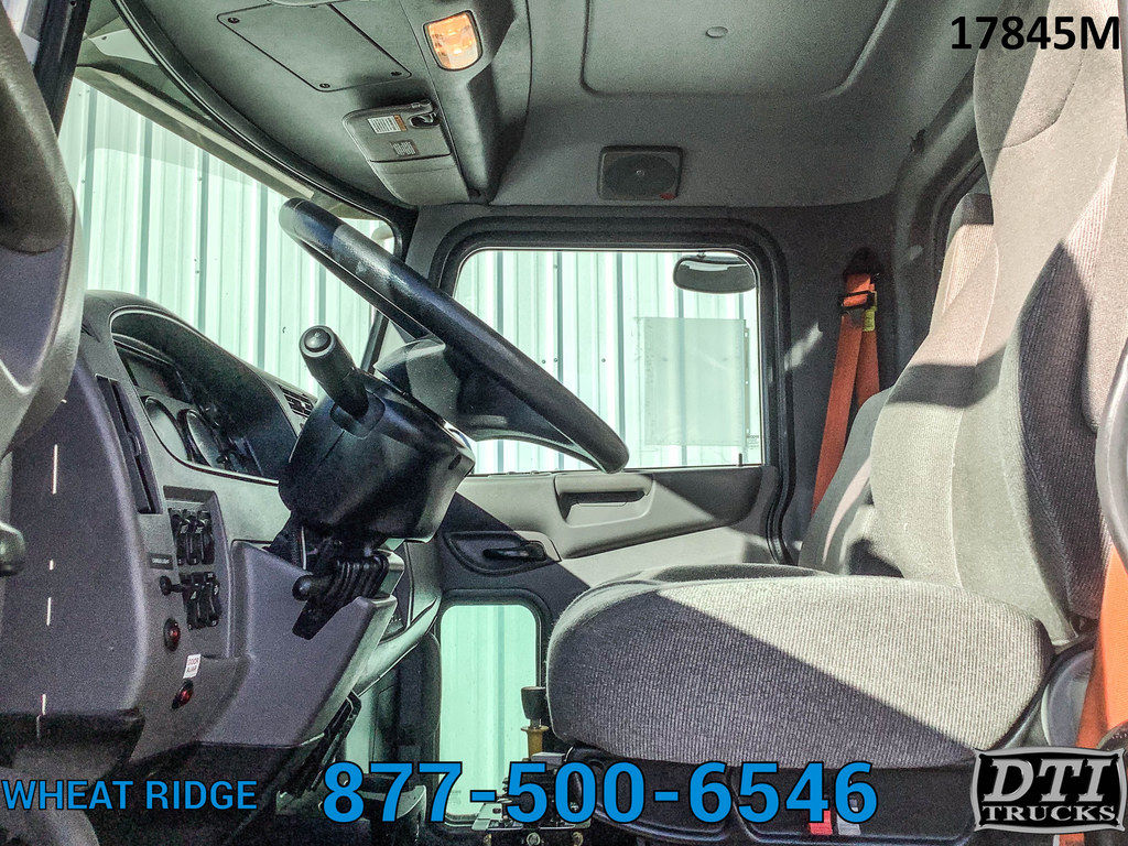 Used 2020 Peterbilt 337 - photo 15