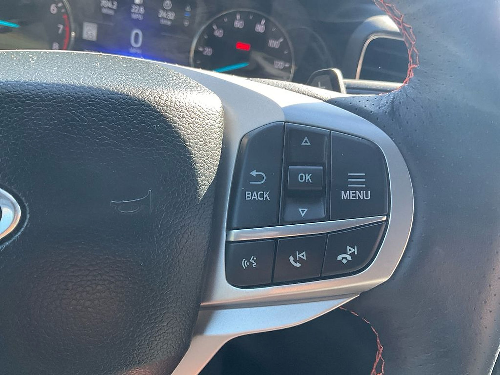 Used 2023 Ford Explorer - photo 15