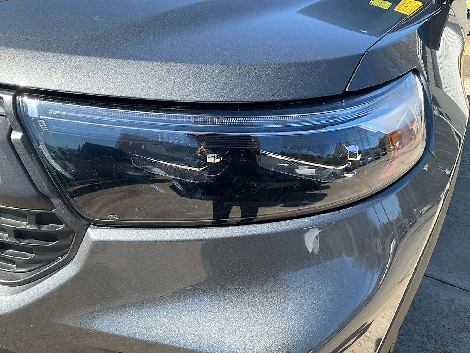 Used 2023 Ford Explorer - photo 2