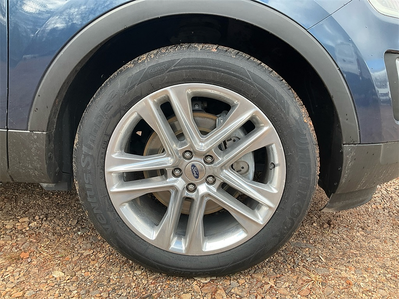 Used 2017 Ford Explorer - photo 12