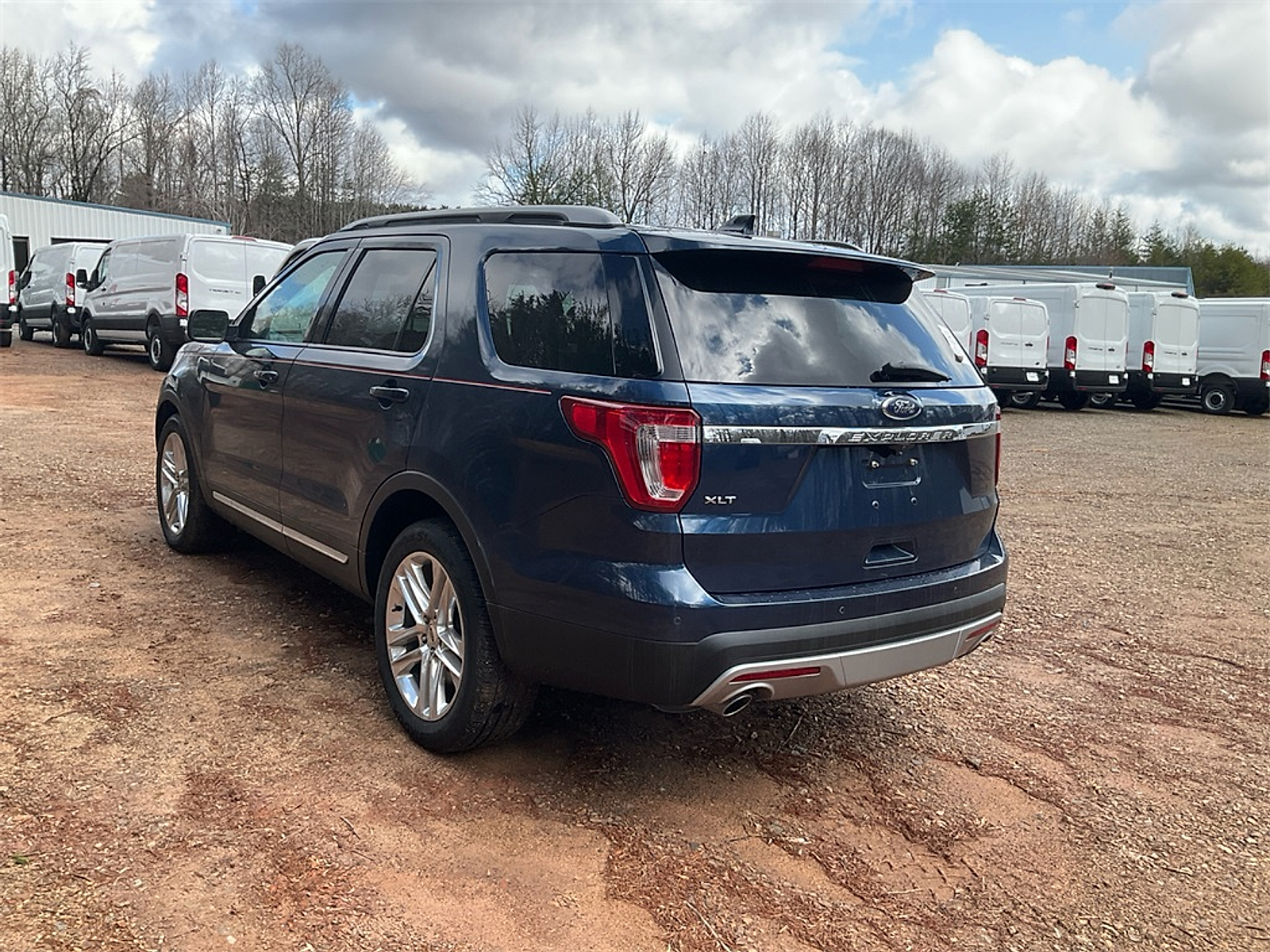 Used 2017 Ford Explorer - photo 9