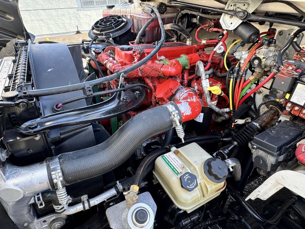 Used 2016 Freightliner M2 106 - photo 46