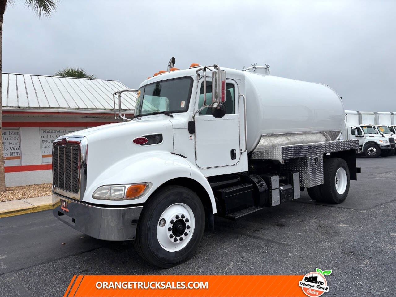 Used 2019 Peterbilt 337 - photo 23