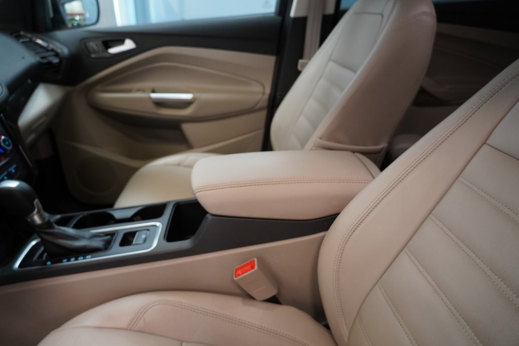 Used 2017 Ford Escape - photo 9