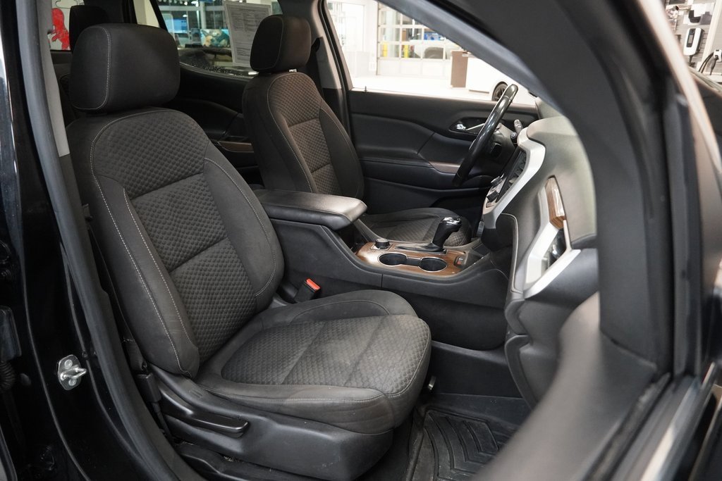 Used 2018 GMC Acadia - photo 37
